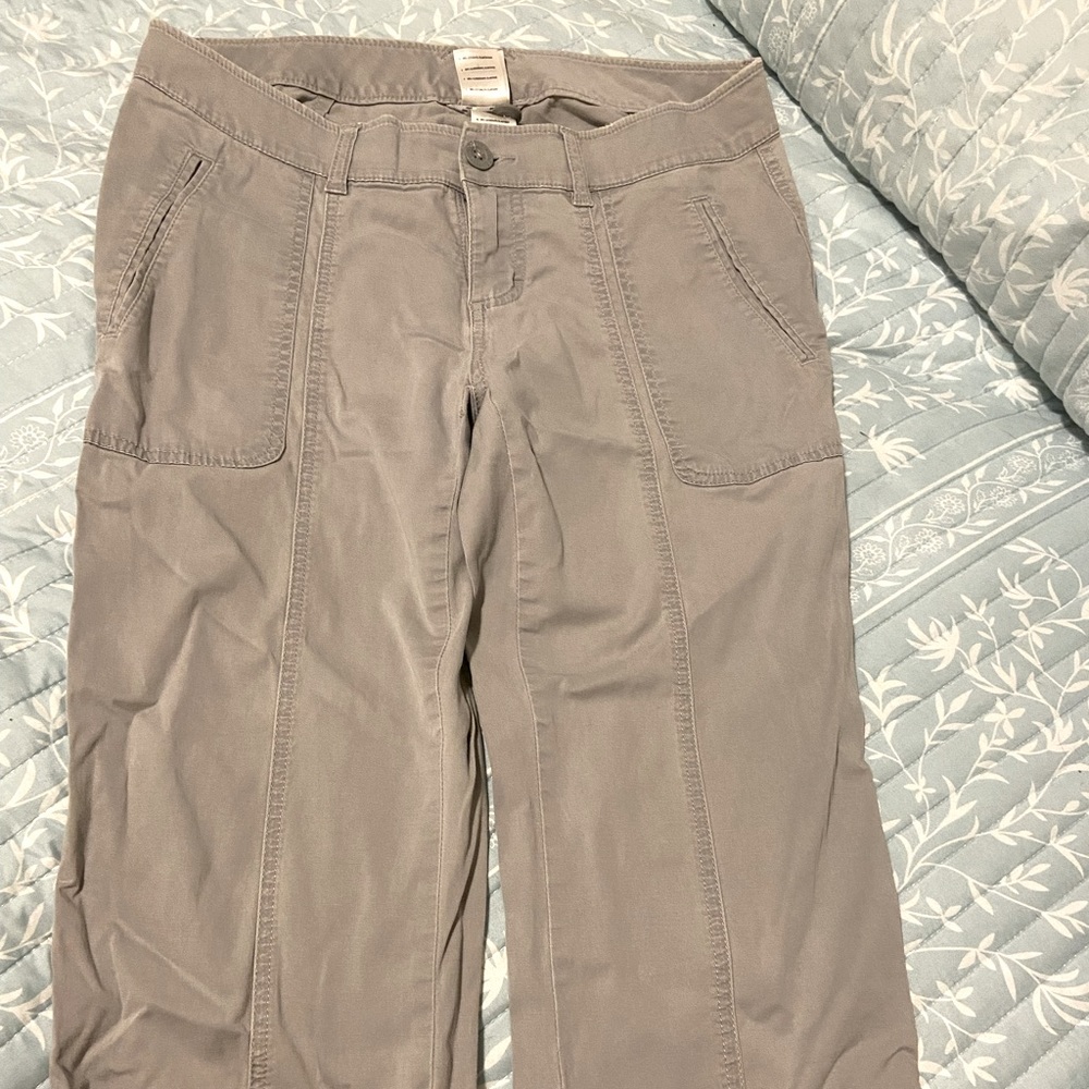THE NORTH FACE WOMEN’S SIZE 6 CONVERTIBLE PANTS